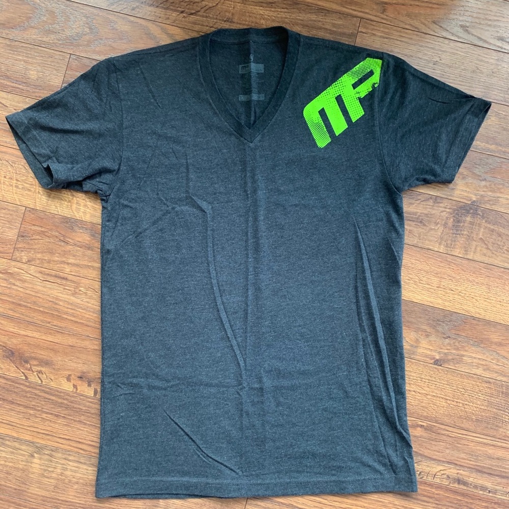 MusclePharm Bodybuilding Gym V Neck Shirt